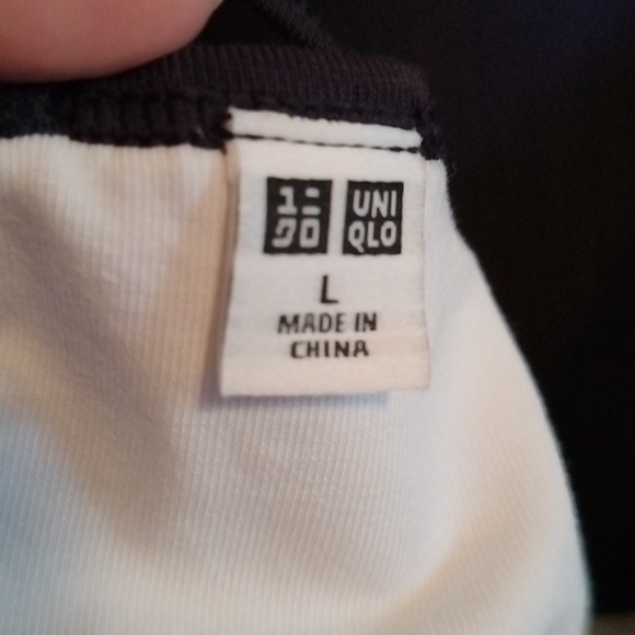 Uniqlo Sports Tank - Large - Picture 3 of 3